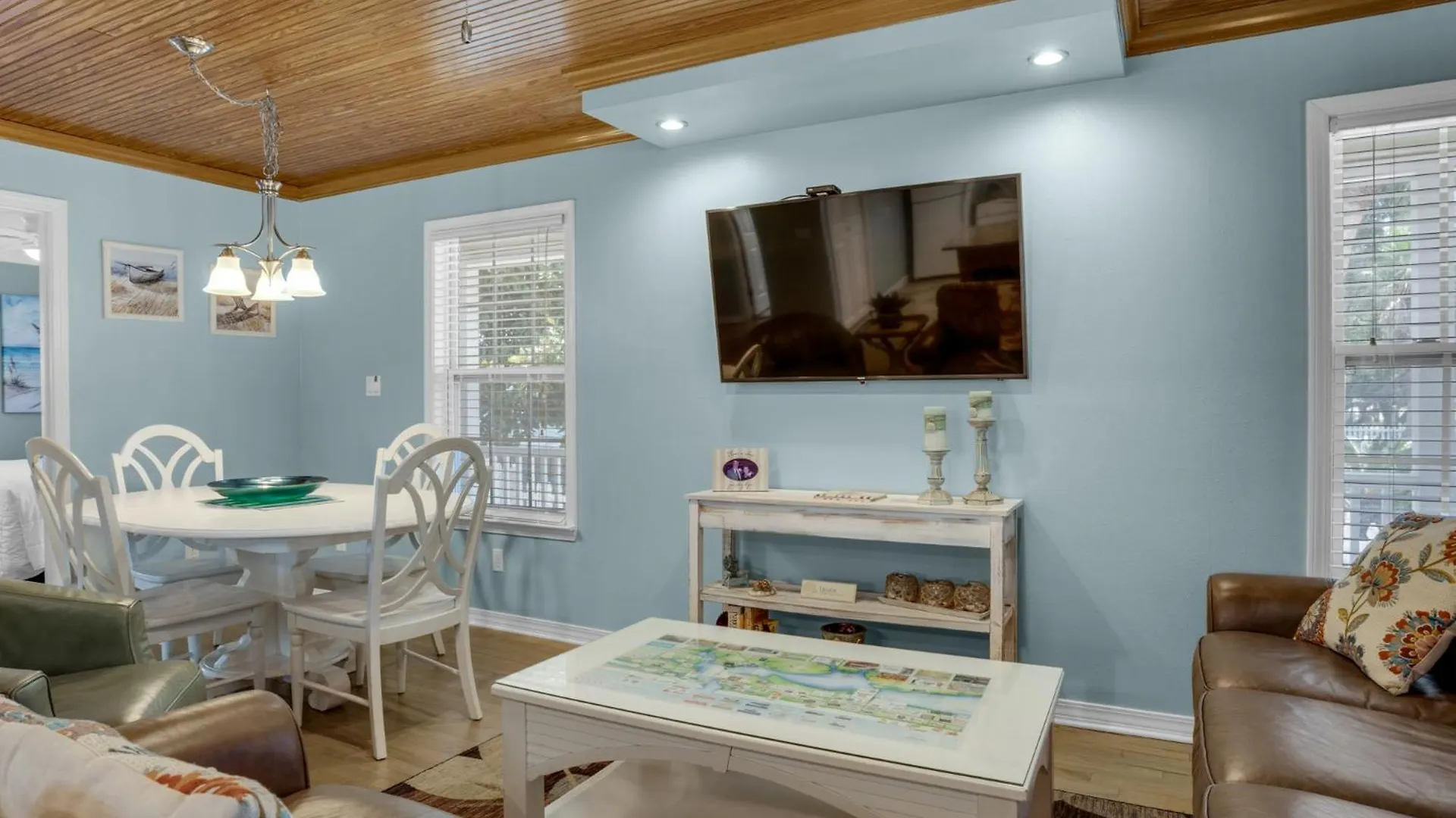 Cozy Beach House By Newman-Dailey Destin